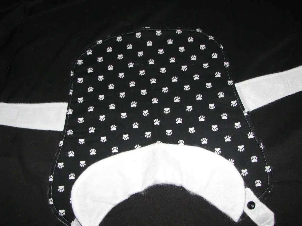 Black and White Paw Prints